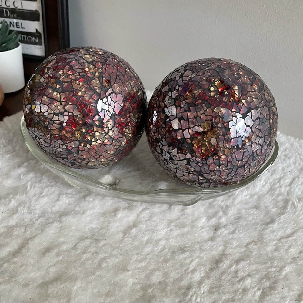 Mosaic Crystal Ball with Dish Tray